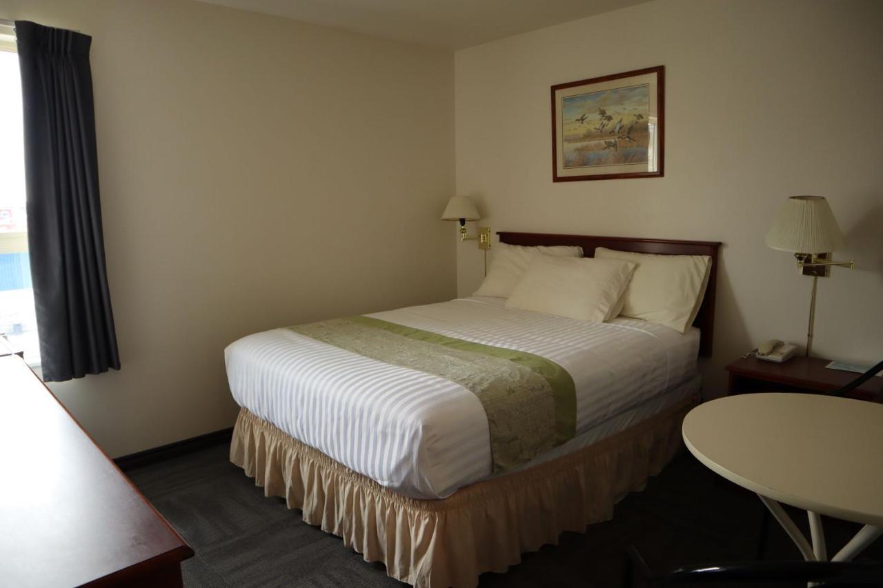 Destination Family Hotel Whitehorse Exteriör bild